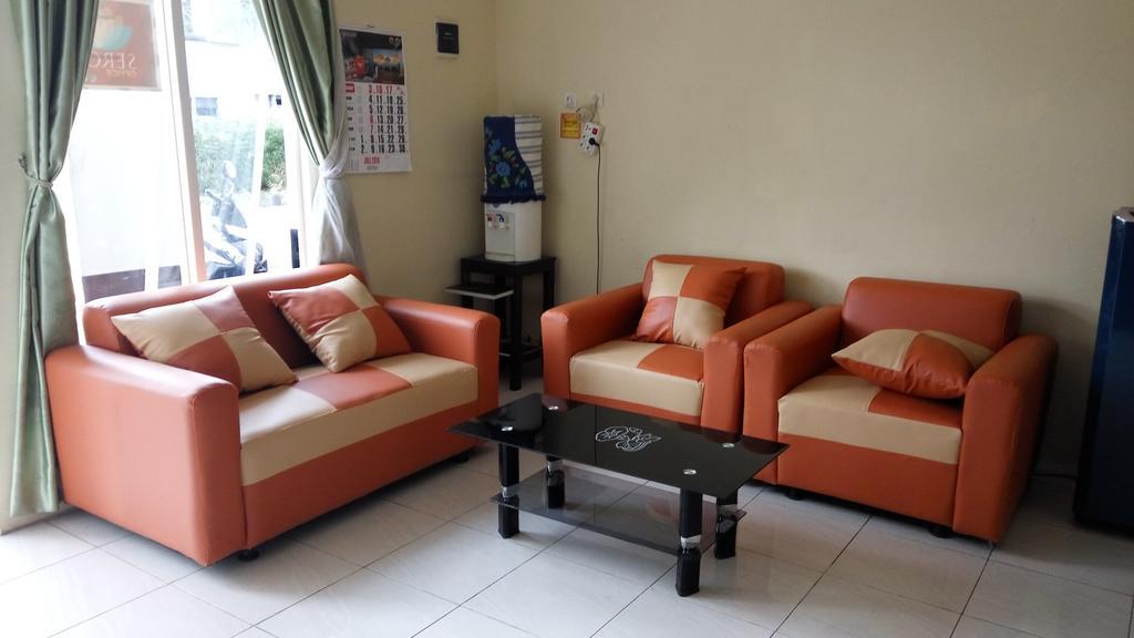 Seroja Kostel Golo Hotel ยอกยาการ์ตา ภายนอก รูปภาพ